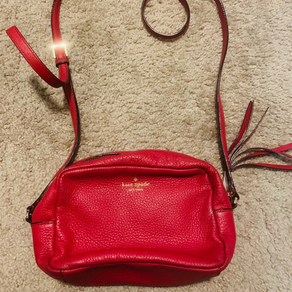Kate spade small with long strip